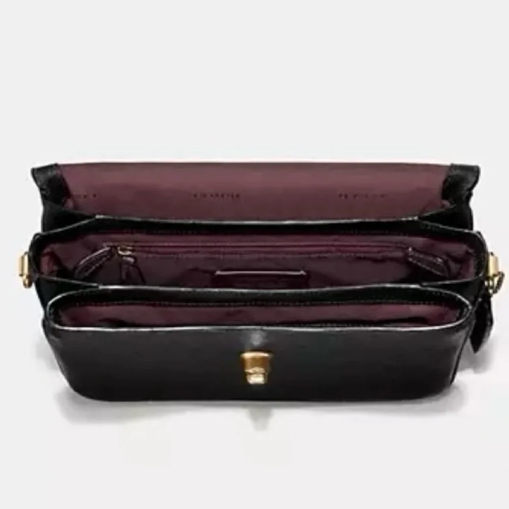 Coach Cassie Black Pebble Leather Top Handle Crossbody Messenger Turn-lock Bag